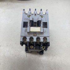 Speed Queen Contactor F330165 100NX101KD 24V Allen Bradley Used Tested