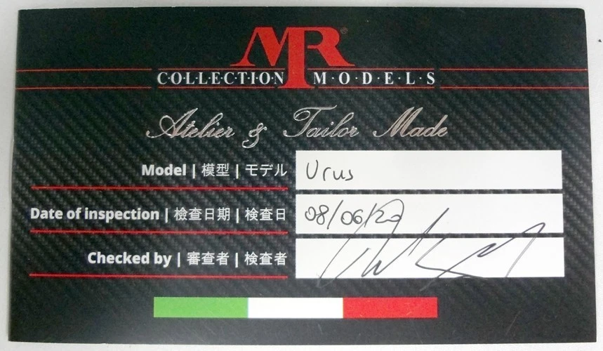 MR Collection Modelos Lamborghini Urus Azul com Interior Vermelho Carro Escala 1:18 2020! - Imagem 3 de 4