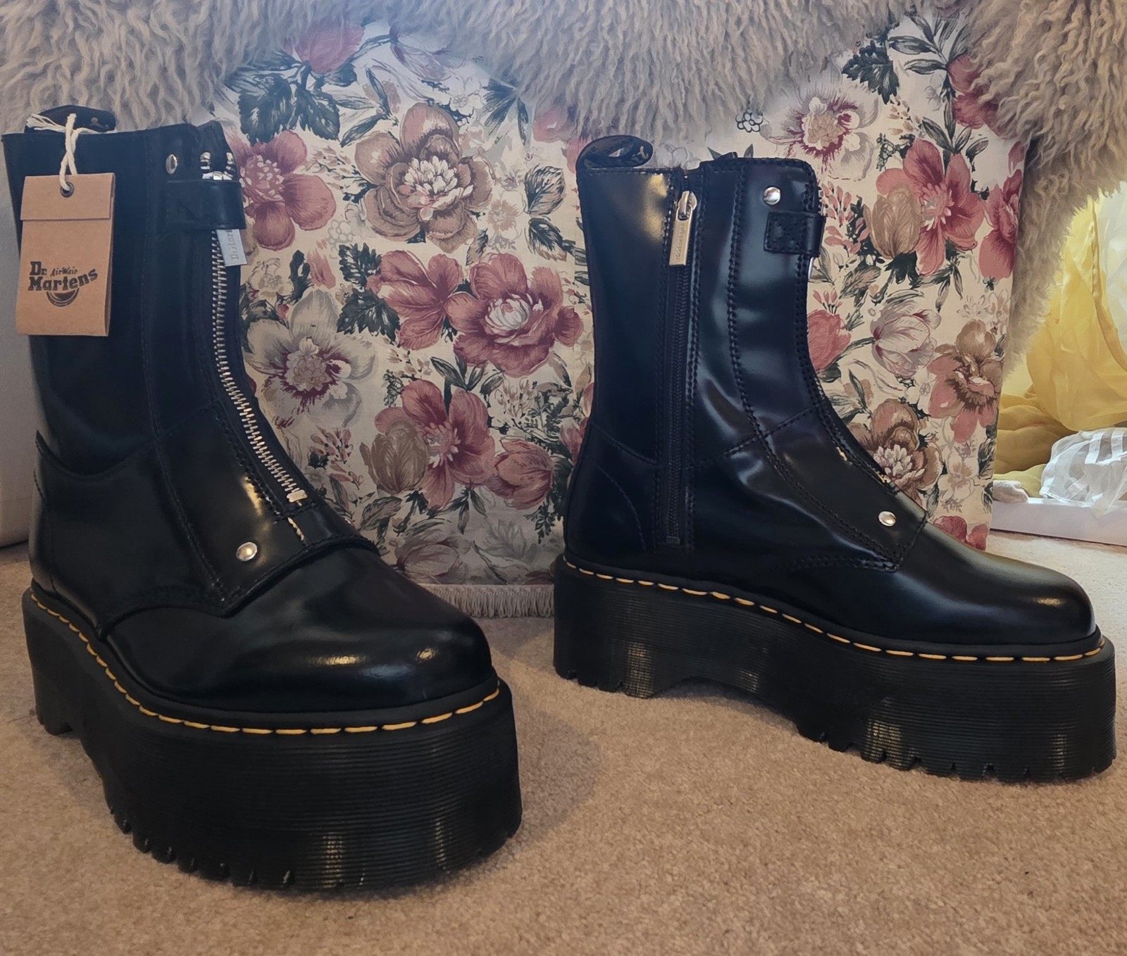 Dr. Martens Women's Leather Jetta Hi Max Platform Boots UK 6 EU 39 image 2