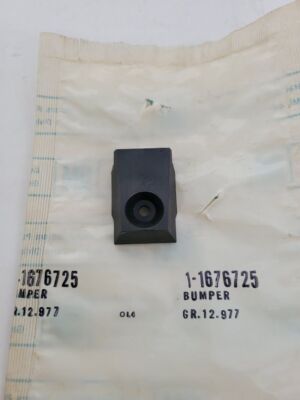 Genuine GM Part BUMPER - 1676725 GR 12.977 - Vintage discontinued OEM General Mo