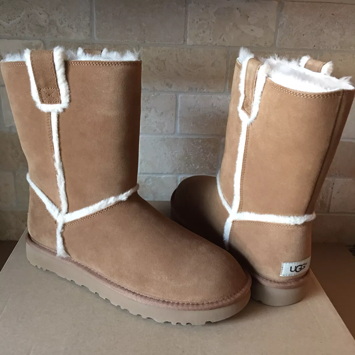 UGG Classic Short Spill Seam Chestnut Suede Fur Boots Size US 10 Women