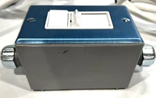 Cooper Lighting Switch 62200977 QE3516 6131528419 