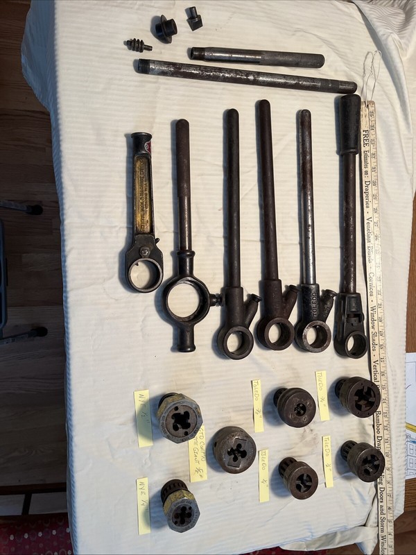 VINTAGE LOT OF DIES AND HOLDERS 15 PIECES INCLUDES; TOLEDO, NYE & LITTLE GIANT