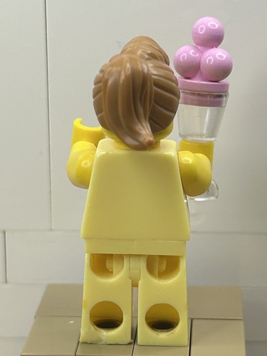 LEGO DINING WAITRESS Series 11 Collectible Minifigures 71002 col175 CMF Retro - Picture 2 of 4