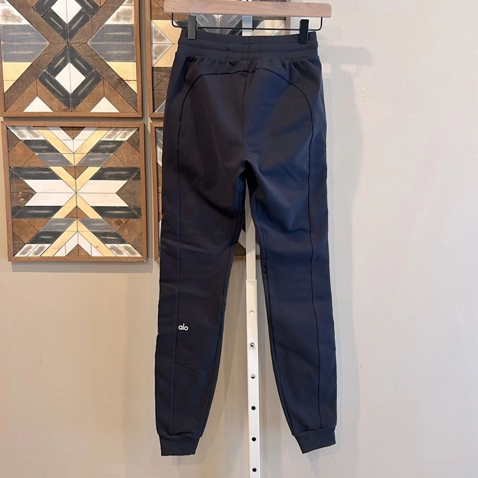 alo-yoga airbrush winter warm high-waist moto puffer pants
