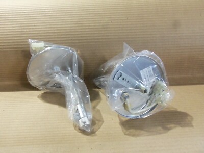 NEW BOX OF 2 MP LIGHTING SRCA/MCH SINGLE RAIL SYSTEMS MATTE CHROME    AK