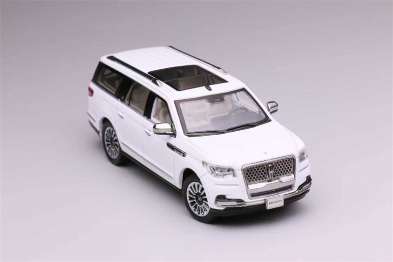 WTX 1:64 Lincoln Navigator Diecast Model Car | eBay
