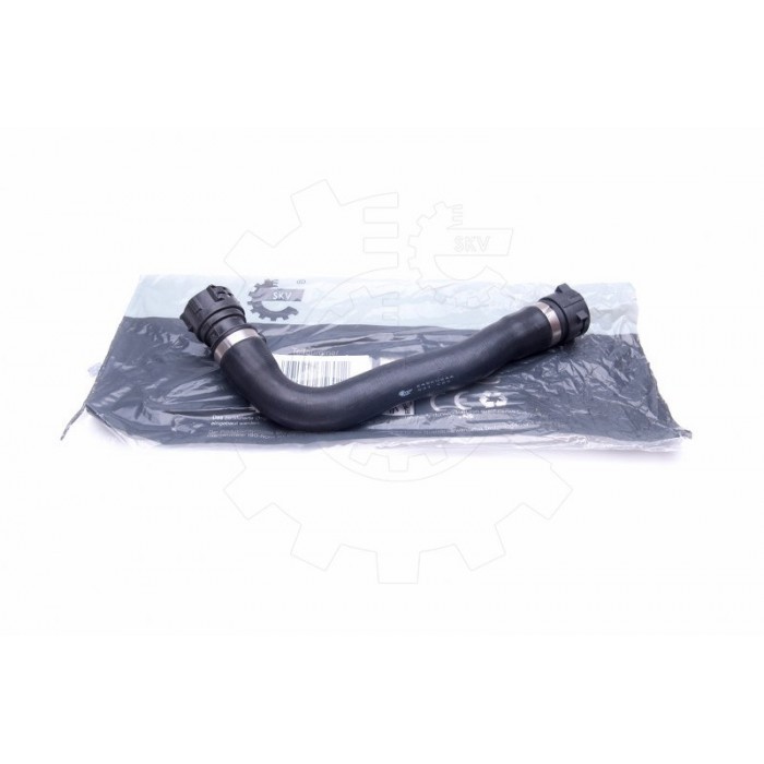 Tuyau de refroidissement pour BMW Série 5 E60 E61 voyagez sereinement avec la durite 17127508011