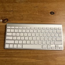 Apple A1314 Wireless Keyboard - Bluetooth Keyboard for Mac, iPad, Windows, Linux