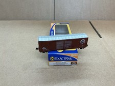 EXACTRAIL SPUR N BOX CAR GUNDERSON 5200 MISSOURI PACIFIC 250393 BRAUN SCHÖN!
