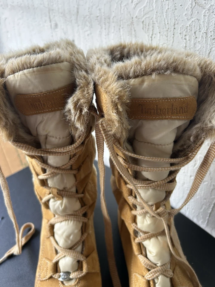 Timberland Winter Boots Tan Suede Puffer Lace Up Sherpa Trim Womens Size 8M - Image 4 of 4