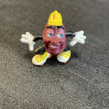 California Raisins Figurine Roller Skates Yellow Hat Cap Vintage 1987 Toy PVC