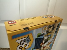 LEGO CREATOR 3 In 1: Beachside Vacation #31063 275 Pieces, New In Box (Retired)