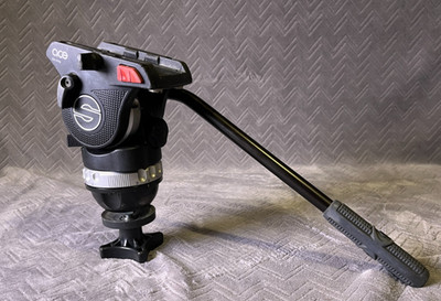 Sachtler Ace M  Fluid Head  for 75mm bowl  - READ -
