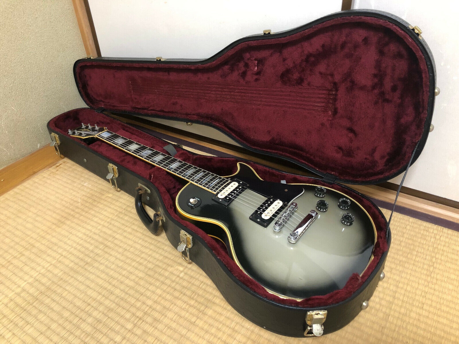 Available now on eBay UK this 1981 Gibson Les Paul Silverburst