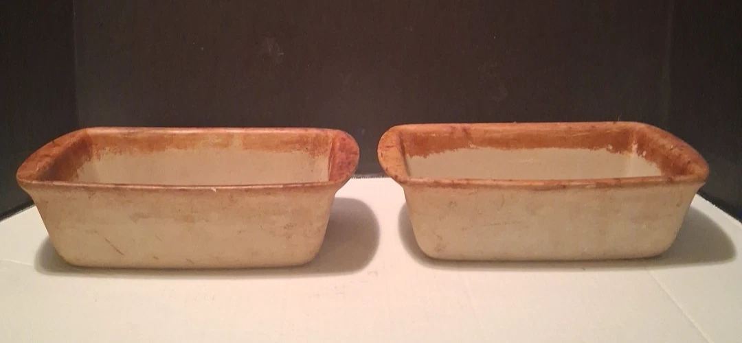 Pampered Chef Heritage Rectangular Stone Bread Pan Set Of 2
