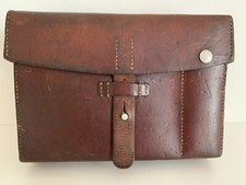 Antica borsa militare in cuoio (esercito svizzero)- SENZA CINGHIA (per tracolla)