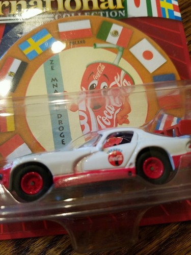 Johnny Lightning Coca-Cola International 1999 Dodge Viper GTS-R Poland COKE NEW! - Picture 2 of 5