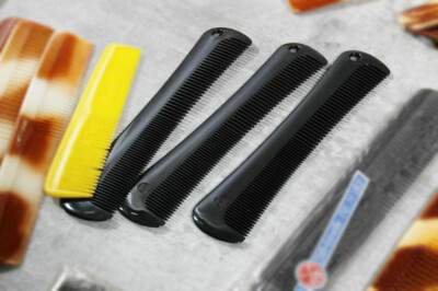 1 x alter Kamm DDR original Hels Qualität old vintage Schwarz