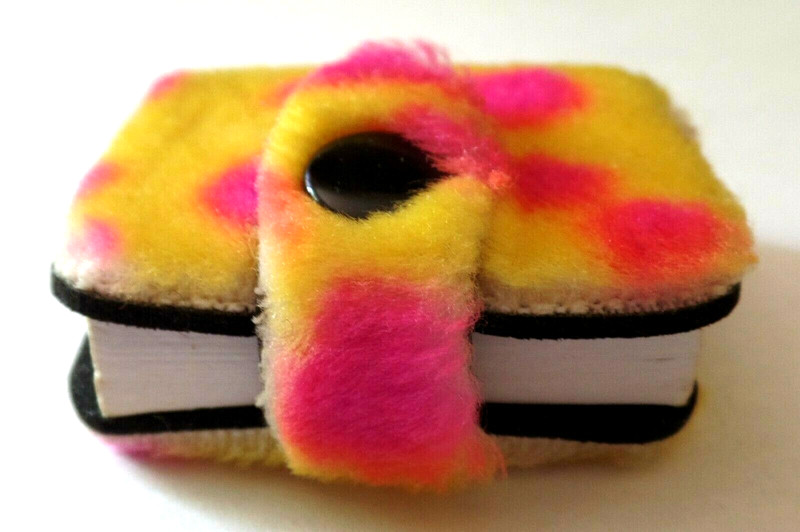 Vintage 1960-1970's Mini Multicolor Doodle Booklet