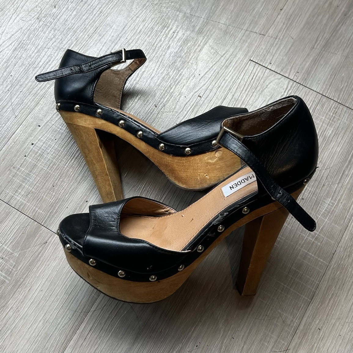 Steve Madden Black Leather Platform Open Toe Ankle Strap Studded Buckle