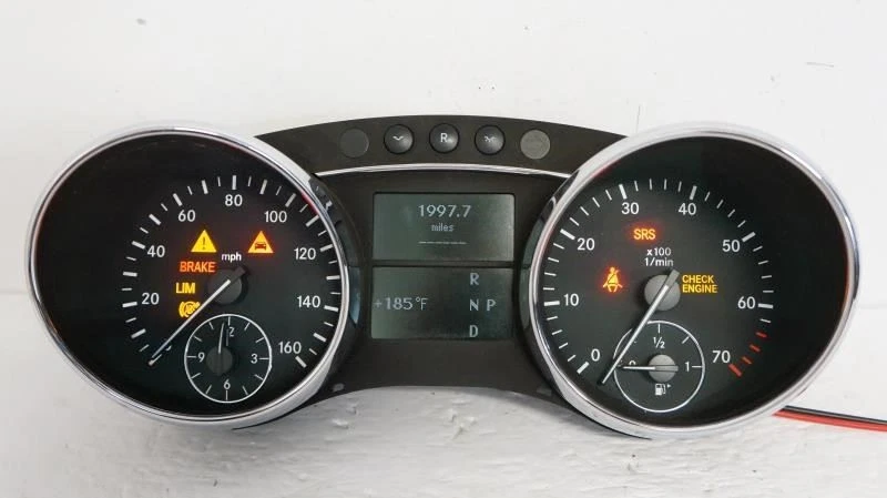 06-07 Mercedes-Benz R350 Speed Cluster Mileage Unknown 251-540-97-47 OEM *ReaD* - Image 2 of 4