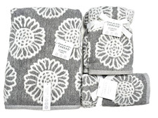 COMMON THREAD GRAY WHITE SUNFLOWER FLOWER BAMBOO BATH,2 HAND OR2 FINGERTIP TOWEL