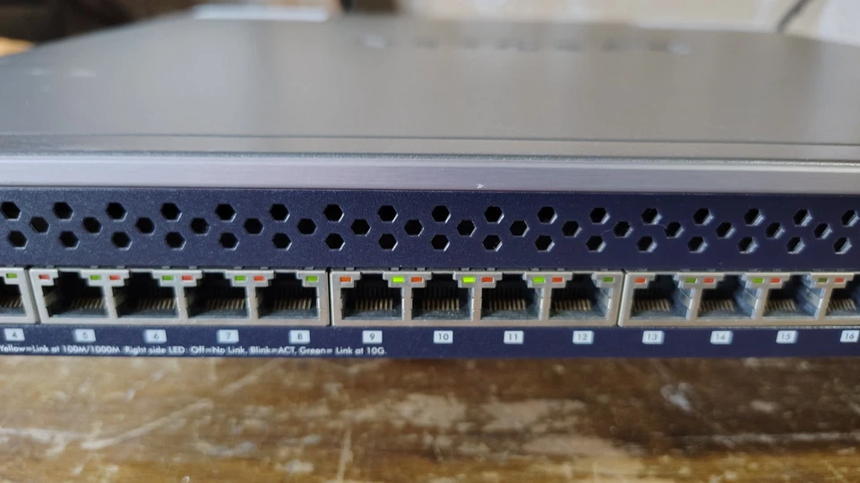 NETGEAR PROSAFE M7100-24X, 24 PORT 10G L2+ GIGABIT MANAGED XSM-7224 Dual PSU - Image 4 of 4