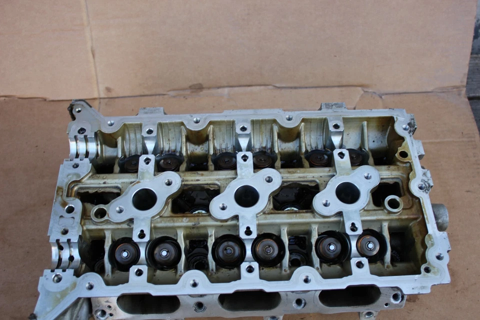 Motor OEM lado derecho culata derecha para Hyundai Santa Fe 2013-2018 3,3 L G6DH Foto 4 de 4