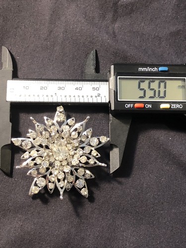 Vintage MCM Stunning Rhinestone Flower Brooch - Picture 3 of 14