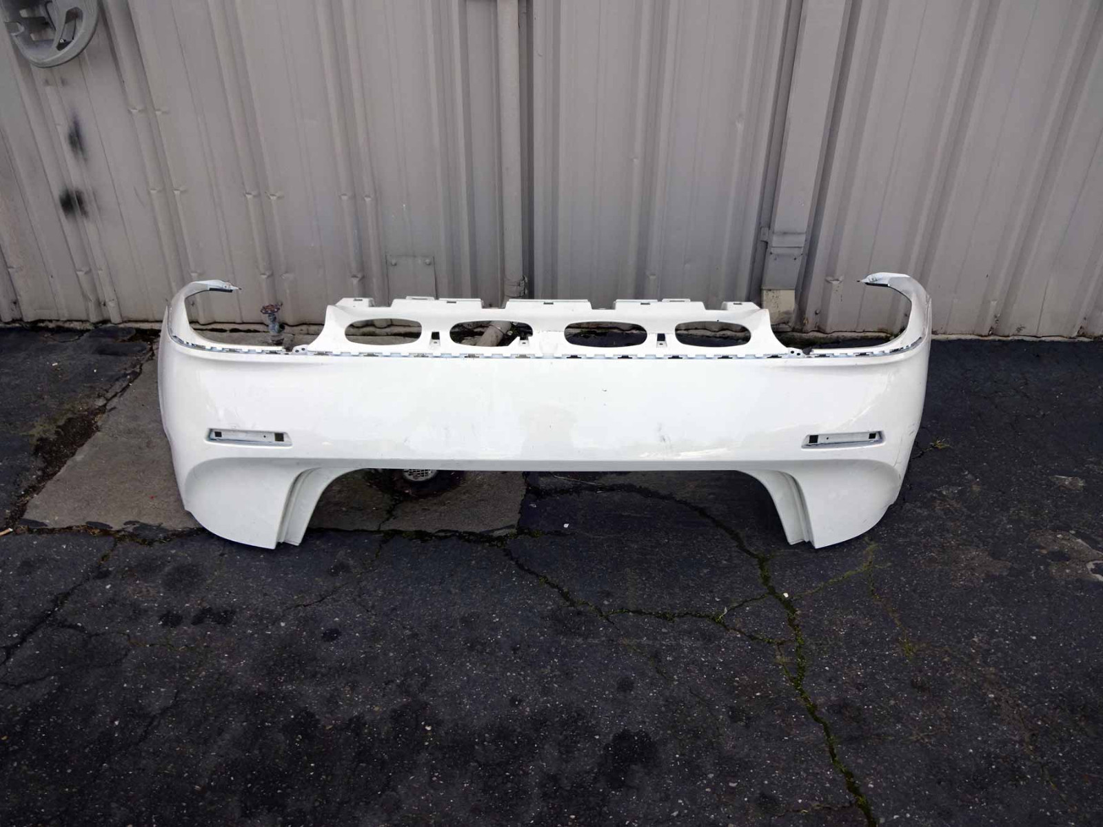 Maserati Ghibli M157 Rear Bumper White Damaged Part# 673004365 G