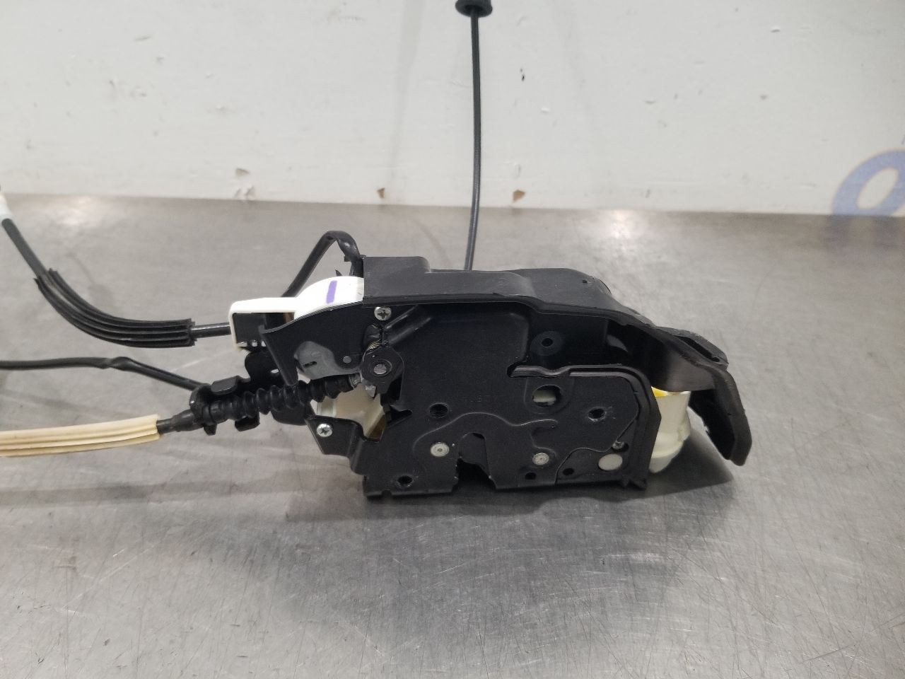 16 BENTLEY CONTINENTAL GTC DOOR LOCK LATCH FRONT LEFT DRIVER 3W3837059