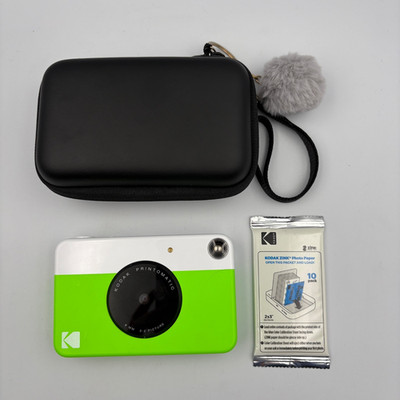 Kodak Printomatic Digital Instant Print Camera in Green + Zinc Paper - Working