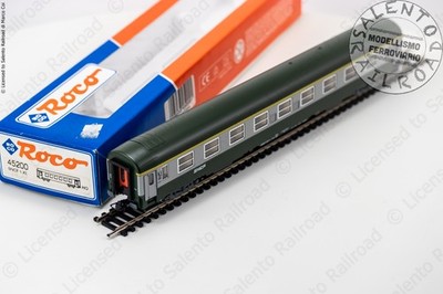 ROCO 45200 - H0 1:87 - Passenger Carriage SNCF 1st Cl. Green Ax Type Used