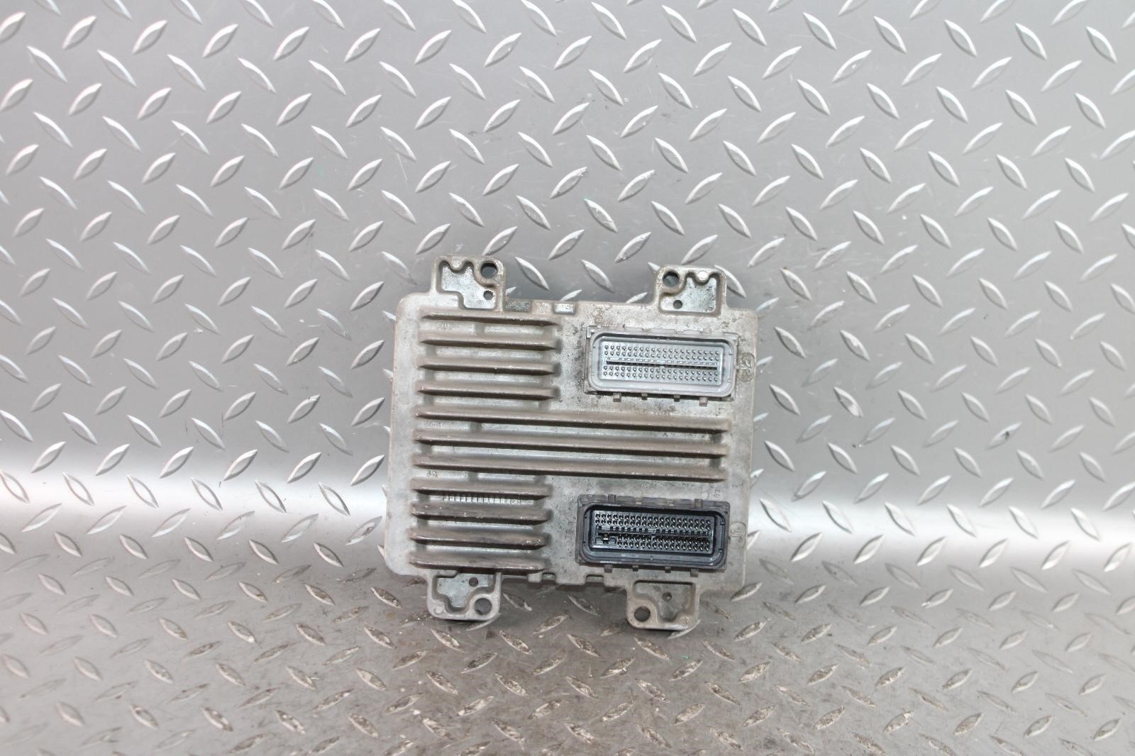 10-14 Yukon 5.3L 4X4 4wd Motor Engine Control Module ECM ECU Computer PCM PCU OE