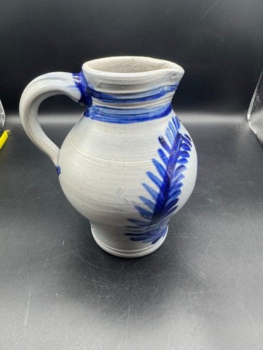 Vtg Salt Glaze Pitcher Gray Cobalt Blue Design Stoneware No markings 7 1/2" T - Picture 4 of 7