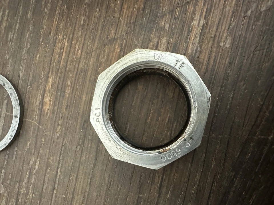 Vintage Shimano 600 Ultegra 1" inch ENGLISH threaded headset HP-6500 - Image 4 of 4