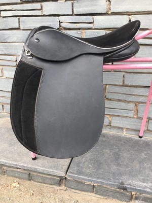 15'' breiter englischer Show/WH Sattel - schwarz
