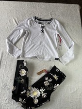 Justice Girls Bundle of 2pcs Flower Legging and White Top Size XL16/18 NWT