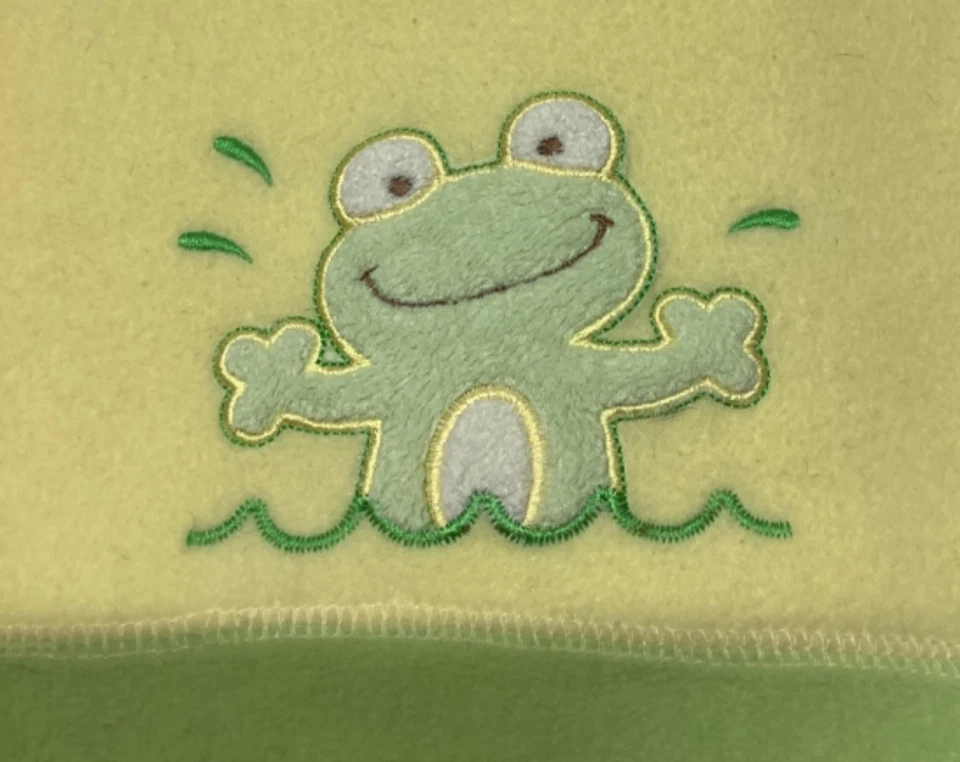 Blankets and Beyond 30x36 Frog Baby Blanket Yellow and Green Pastel - Image 4 of 4