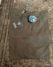 Kuhl Men  s Green Solid Cargo Shorts Regular Size 34 New with Tags