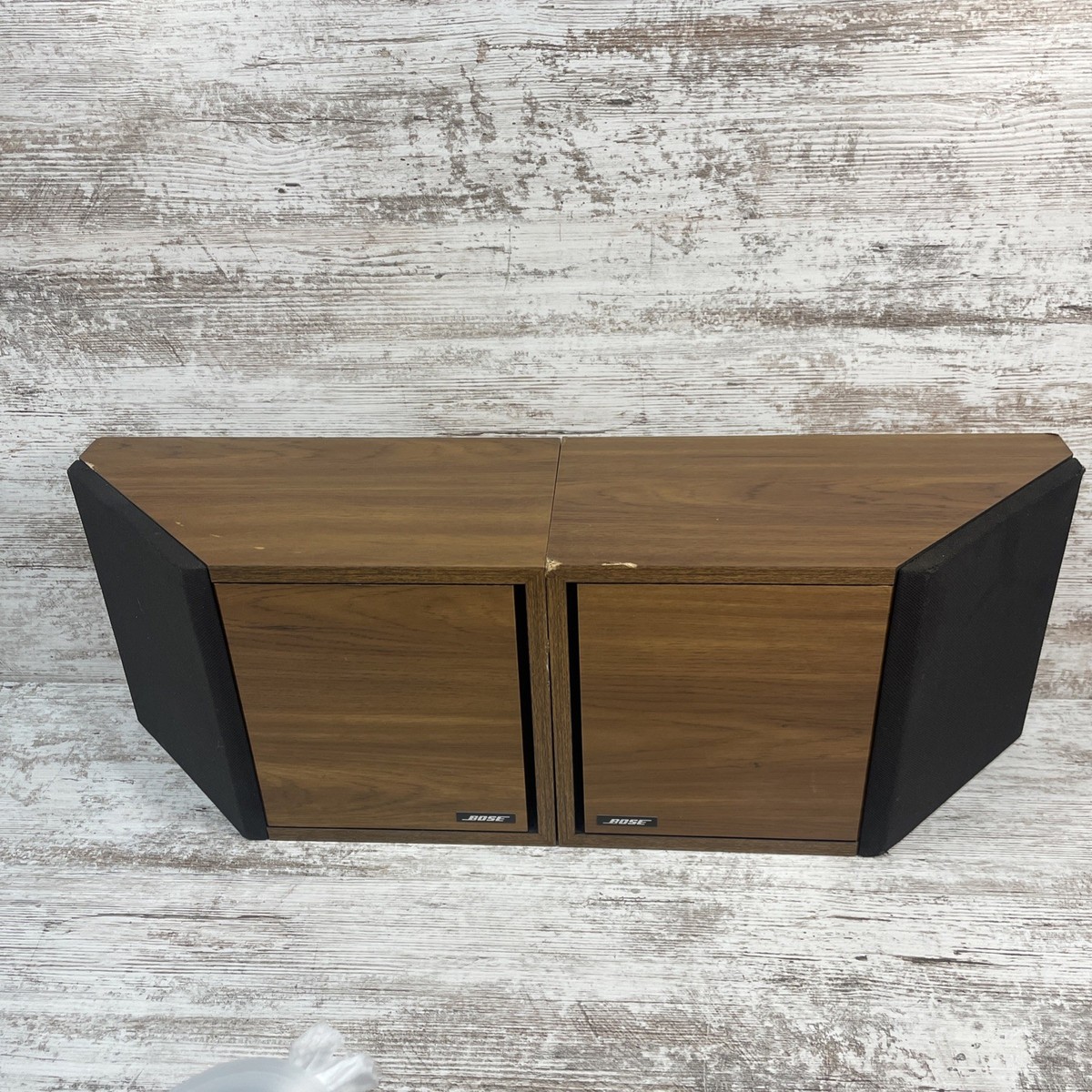 Bose 2.2 Bookshelf Woodgrain Passive Speakers 8 ohms Matching Pair