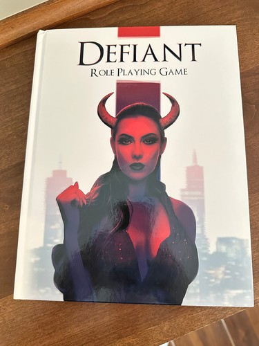 DEFIANT RPG Core Rulebook di Game Machinery - NUOVO - Foto 1 di 3