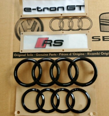 original schwarze Ringe Audi e-tron GT RS vorne hinten Audiringe black rings