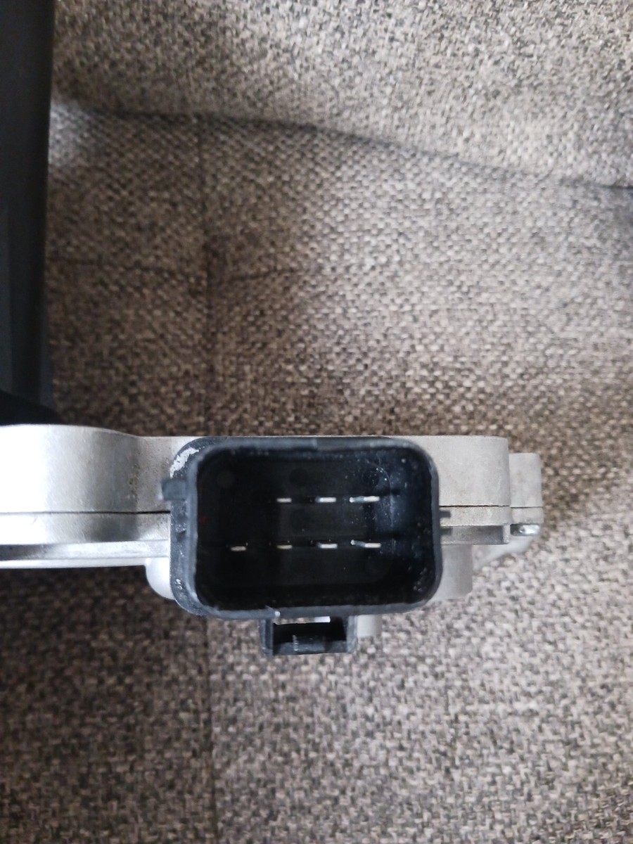 Alternator AC Delco 72QGYK38 For Dodge Durango Ram 1500 2500 3500 2001