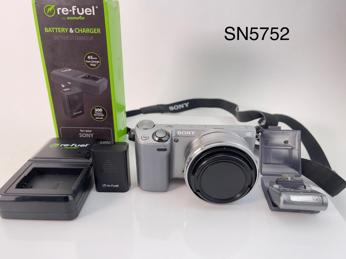SONY NEX-5T デジタルカメラ E 16-50mm Sony Alpha NEX-5T Mirrorless Digital Camera with 16-50mm