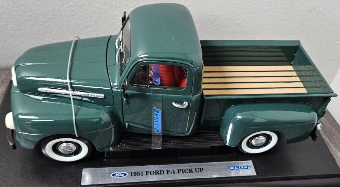 1/18 フォード ピックアップトラック 薄緑 Ford F-1 Pick Up 1/18 フォード ピックアップトラック 薄緑 Ford F-1 Pick Up 1/18