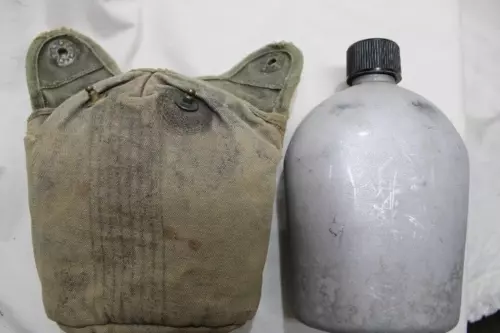 US Military Issue WW2 WWII  Metal Water Canteen with Canvas Pouch Set T5