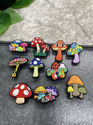 10 PC 1  Cartoon Mushroom Shoe Decoration Charms-Clogs Jigs Bubble Slide A4991