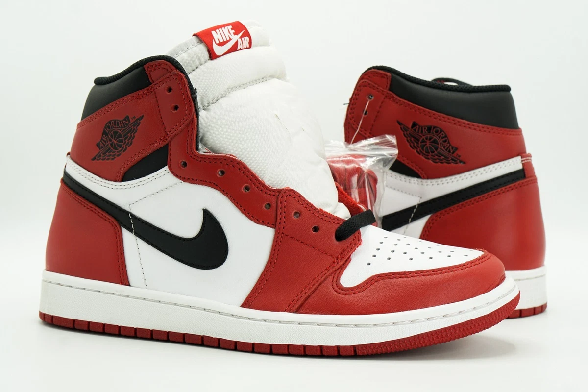 Air Jordan 1 Retro High OG 'Chicago' 2015 555088-101